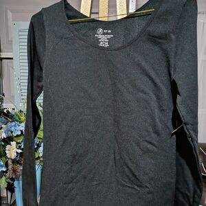 Women's Elegant Black Long Sleeve Top